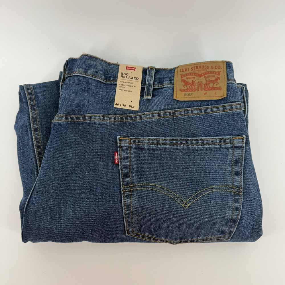 Levis 550 Relaxed Fit Tapered Leg Jeans Mens 46x30 Big and Tall Medium Wash Blue